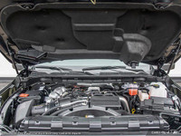 This GMC Sierra 2500HD delivers a sturdy engine powering this Automatic transmission. *Get Your Mone... (image 5)