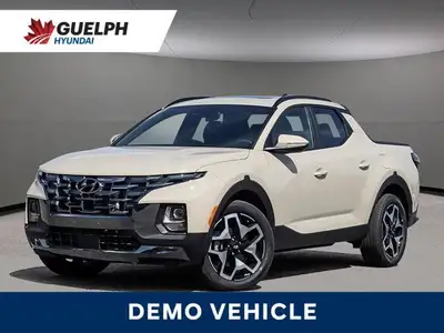 This Hyundai Santa Cruz has a durable Intercooled Turbo Regular Unleaded I-4 2.5 L/152 engine poweri...