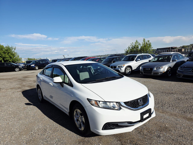 2013 Honda Civic LX Clean Carfax Well Serviced Heated Seats Manu in Cars & Trucks in Calgary - Image 3