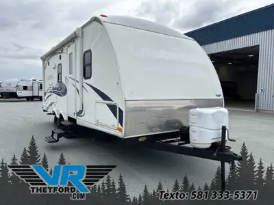 VR Thetford Paiement à partir de 0$/sem. + TX. 2013 Heartland Wilderness 2250BH Roulotte 22 pieds -...