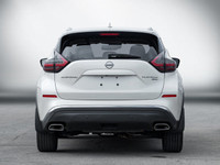 Experience the refined luxury and effortless performance of this 2023 Nissan Murano Platinum. This m... (image 5)