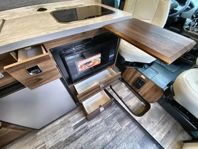 2025 Winnebago Travato 59K in RVs & Motorhomes in Abbotsford - Image 39