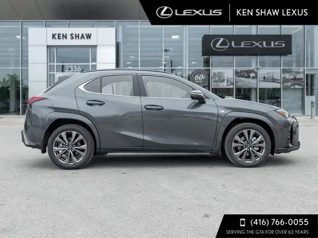 2025 Lexus UX dans Autos et camions dans Ville de Toronto - Image 6