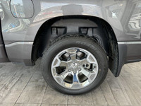 HEATED STEERING WHEEL, ALPINE SPEAKERS WITH SUBWOOFER, TRAILER BRAKE CONTROL, ANTI-SPIN DIFFERENTIAL... (image 8)