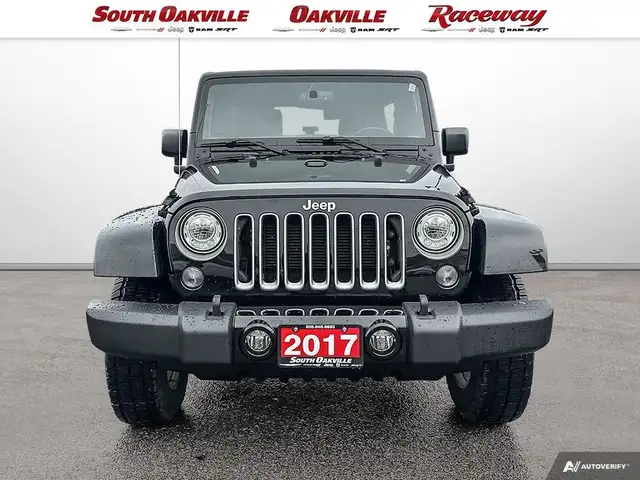 2017 Jeep Wrangler UNLIMITED SAHARA | HEATED SEATS | 1 OWNER | in Cars & Trucks in Oakville / Halton Region - Image 3