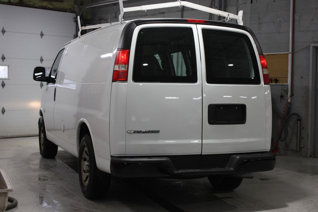 2012 Chevrolet Express 1500 CARGO 107000KM in Cars & Trucks in City of Montréal - Image 4
