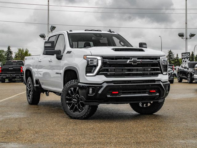 2025 Chevrolet Silverado 2500HD LT in Cars & Trucks in Edmonton - Image 2