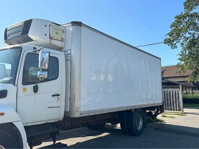 2009 20FT INSULATED COMMERCIAL BOX | CARRIER SUPRA 650 REEFER |  in Heavy Equipment in Cambridge