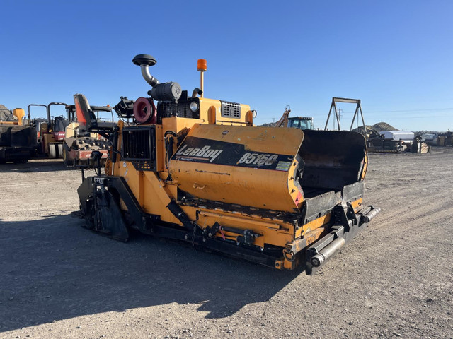 Lee-Boy Paver 8515C in Heavy Equipment in Grande Prairie - Image 2