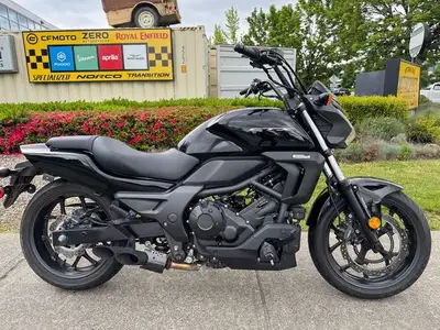 WE SHIP EVERYWHERE ~ EASY FINANCING OPTIONS ~ WE TAKE TRADES ??Parts ?Sales ?Service ?? Vancouver ?...