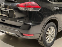 2018 Nissan Rogue SV AWD | Well-Equipped | Practical & Fuel Efficient Reliable, versatile, and comfo... (image 4)
