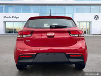 This Kia Rio 5-door boasts a Regular Unleaded I-4 1.6 L/98 engine powering this Variable transmissio... (image 3)