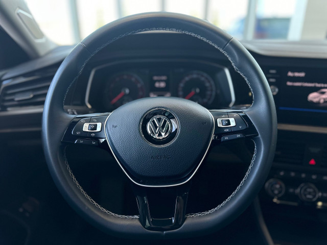 2021 Volkswagen Jetta Highline BAS KM | CUIR | TOIT | CARPLAY |  in Cars & Trucks in Laval / North Shore - Image 4