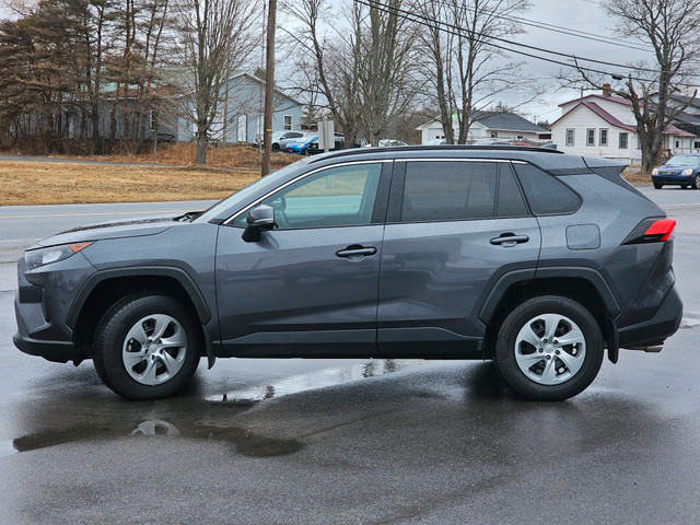  2021 Toyota RAV4 LE in Cars & Trucks in Saint John - Image 4