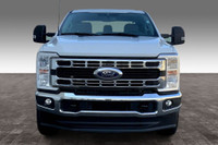 6.7l Power Stroke V8 Diesel W/fx4 Off Road Pkg And 176'' Wb Very Low Kms And Priced To Sell Quickly!... (image 2)