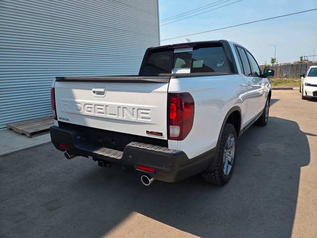 2025 Honda Ridgeline TrailSport **IN-BED TRUNK COMPARTMENT**S... in Cars & Trucks in Grande Prairie - Image 4