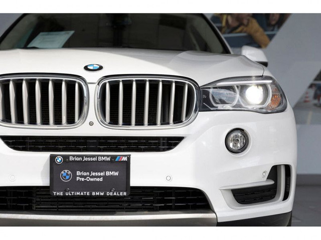 2017 BMW X5 xDrive35i in Cars & Trucks in Vancouver - Image 4