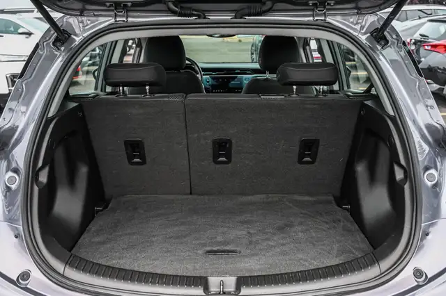 2023 Chevrolet Bolt EV 1LT * Carplay * Sieges Chauffant et Elect in Cars & Trucks in City of Montréal - Image 10
