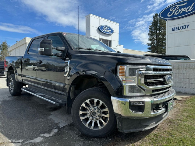  2020 Ford Super Duty F-350 SRW Lariat 4x4 Crew Cab, 160 Wheelba in Cars & Trucks in Cranbrook