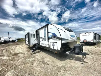 Fantastic Couples Trailer!New Graphics Package - Dual Awnings - Pass Thru Storage - Tire Pressure Mo...