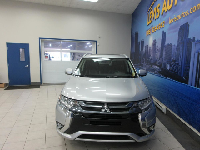 MITSUBISHI OUTLANDER PHEV 2018 SE S-AWC CUIR CHAUFFANT TOIT OUVR in Cars & Trucks in Lévis - Image 4