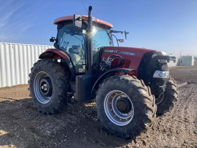 2013 Case IH MFWD Tractor Puma 130 in Farming Equipment in Regina - Image 2