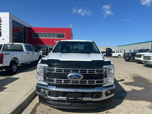 2023 Ford Super Duty F-350 SRW XLT in Cars & Trucks in Fort St. John - Image 2