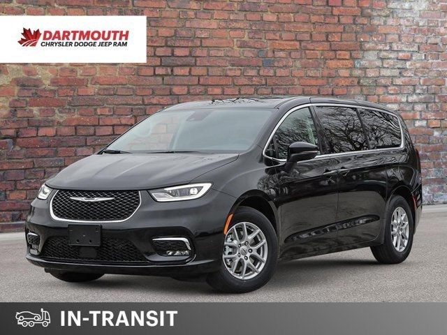  2024 Chrysler Pacifica Touring in Cars & Trucks in Dartmouth