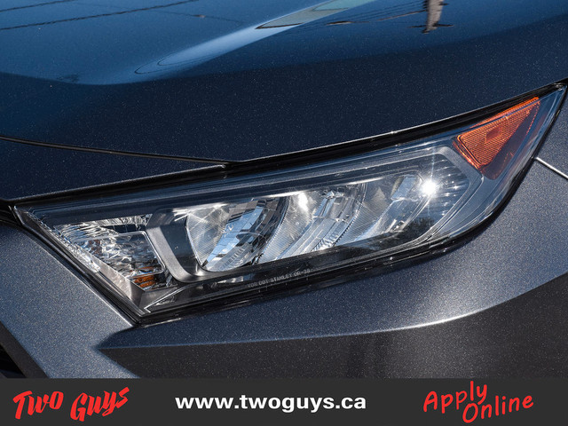 2021 Toyota RAV4 LE AWD | Htd Cloth | BLISS | Bluetooth | in Cars & Trucks in St. Catharines - Image 4