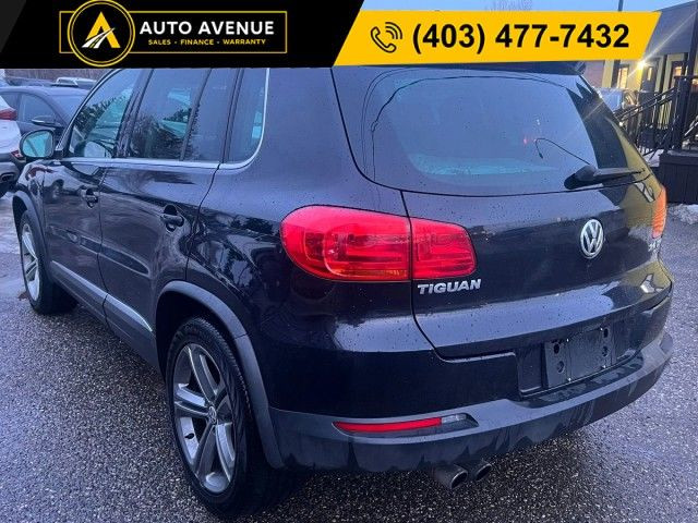 2017 Volkswagen Tiguan Highline - PANORAMIC SUNROOF & LEATHER SE in Cars & Trucks in Calgary - Image 3