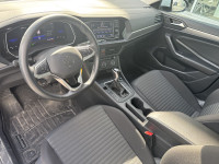PRIX ET QUALITÉ IMBATTABLE venez découvrir notre VOLKSWAGEN JETTA 2023 TRENDLINE AUTOMATIQUE CARPLAY... (image 2)