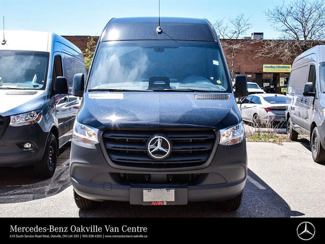 2025 Mercedes-Benz ESprinter Cargo Van in Cars & Trucks in Oakville / Halton Region - Image 4