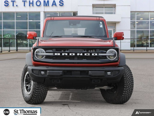  2022 Ford Bronco Out Banks AWD Leather Seats Navigation Alloy W in Cars & Trucks in London - Image 2