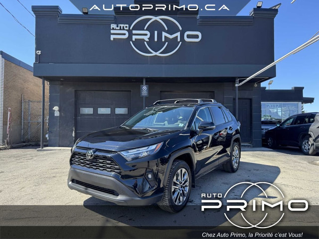 2023 Toyota RAV4 XLE Premium AWD Automatique avec Sièges en Cuir in Cars & Trucks in Laval / North Shore