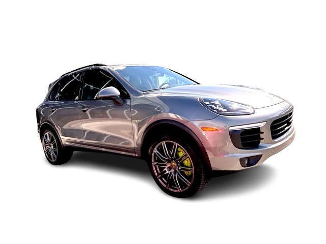 2018 Porsche Cayenne in Cars & Trucks in Calgary - Image 4