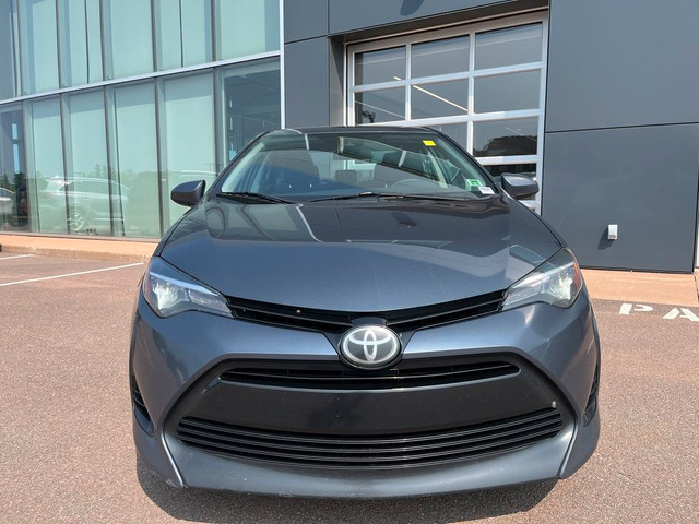 2017 Toyota Corolla SE HEATED SEATS CRUISE CONTROL TRACTION CONT in Cars & Trucks in Moncton - Image 2