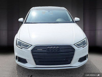 L'Audi A3 2.0T Progressiv AWD 2018 se distingue comme une berline compacte premium alliant performan... (image 9)