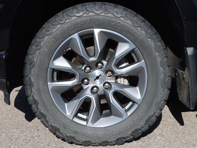 2021 Chevrolet Silverado 1500 HEATED SEATS & STEERING WHEEL in Cars & Trucks in Calgary - Image 4