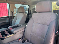 The 2018 GMC Sierra 1500 LT Crew Cab in black is a full-size pickup that combines rugged capability... (image 5)