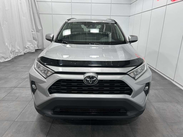 2020 Toyota RAV4 XLE AWD - TOIT OUVRANT - VOLANT CHAUFFANT - MAG dans Autos et camions  à Ville de Québec - Image 2