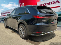 Experience the power and sophistication of the 2024 Mazda CX-90 MHEV GT-P. This meticulously maintai... (image 3)