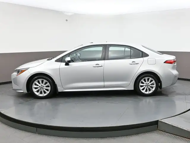2020 Toyota Corolla LE UPGRADE SUNROOF, HEATED STEERING, HEATED  in Cars & Trucks in City of Halifax - Image 29