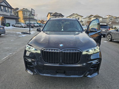 2020 BMW X7 40i