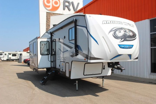 2023 Forest River RV Cherokee Arctic Wolf 291RL in Travel Trailers & Campers in Edmonton - Image 3
