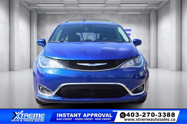 2019 Chrysler Pacifica Touring-L - NO FEES! in Cars & Trucks in Calgary - Image 2