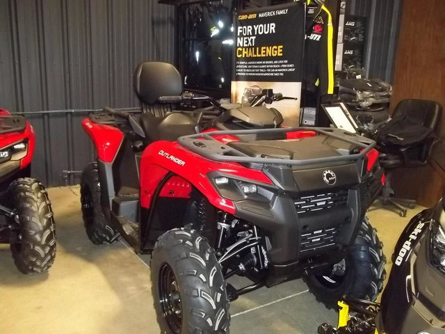 2024 Can-Am OUTL MAX DPS 700 RD 24- 1WRB in ATVs in Sarnia - Image 2