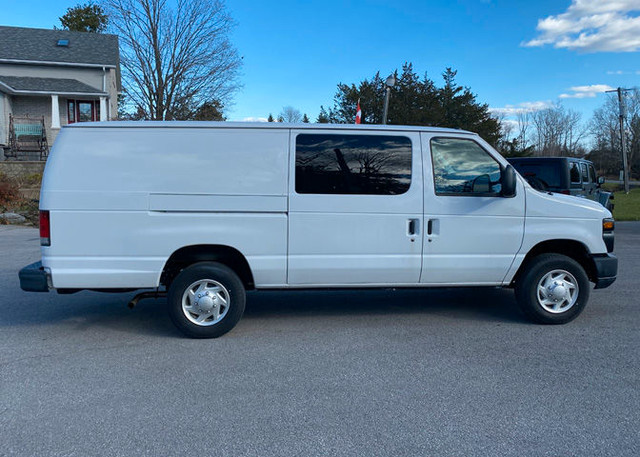 2014 Ford E 150 Econoline Extended Cargo Van in Cars & Trucks in Belleville - Image 4