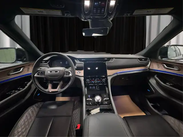 2024 Jeep Grand Cherokee L in Cars & Trucks in Strathcona County - Image 21