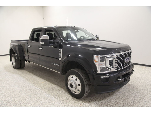  2022 Ford F-450 PLATINUM 4WD/2 PANEL MOONROOF/FX4 OFF-ROAD PKG in Cars & Trucks in Gatineau - Image 4
