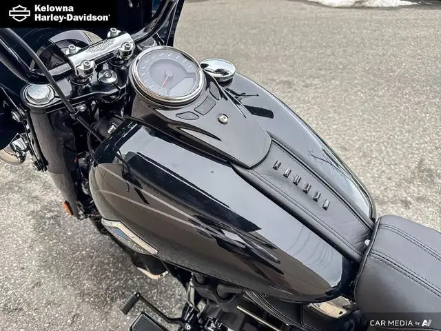 2025 Harley-Davidson Softail FLHC - Heritage Classic in Street, Cruisers & Choppers in Kelowna - Image 23